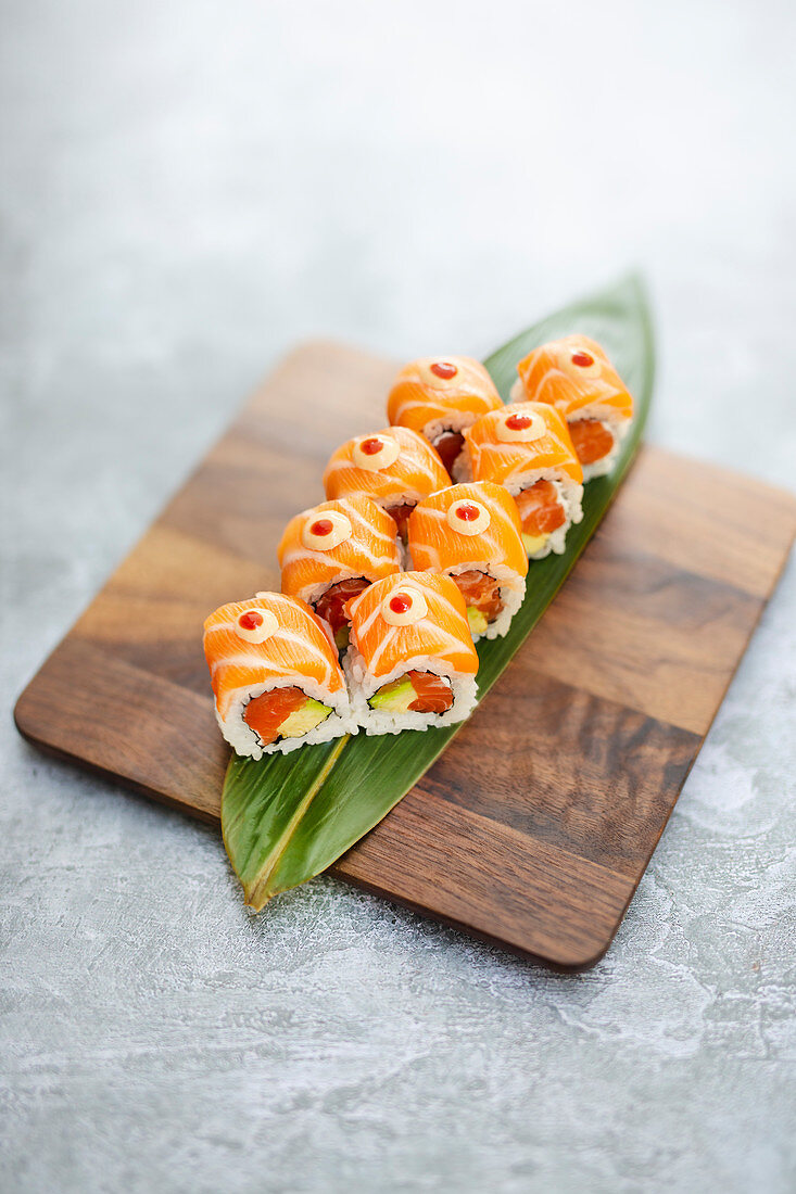 Inside-out sushi with salmon and avocado