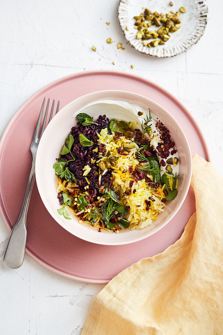 Black rice and saffron rice with labneh, chilli and vegetable stock
