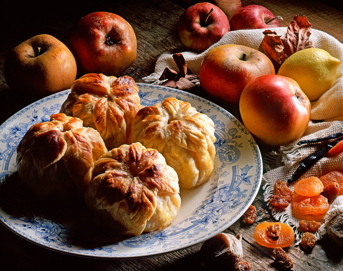 Apples in pastry with dried fruits