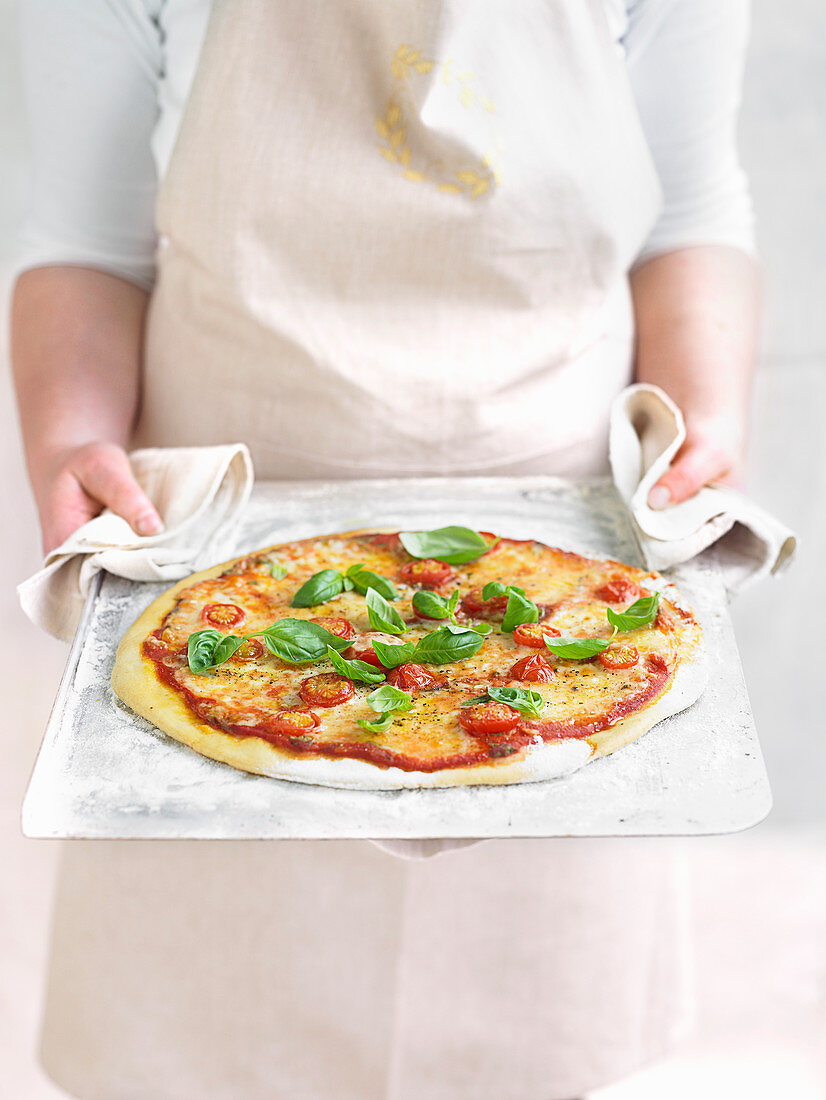 Einfache Pizza Margherita