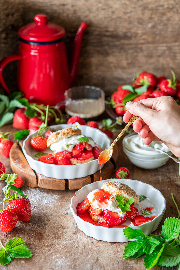 Shortcakes mit Erdbeeren