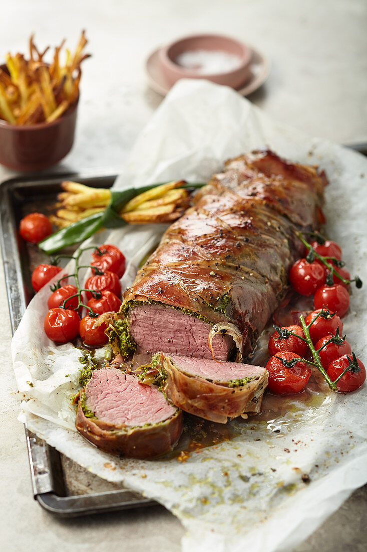 Fillet of beef in a wild garlic pancetta coating