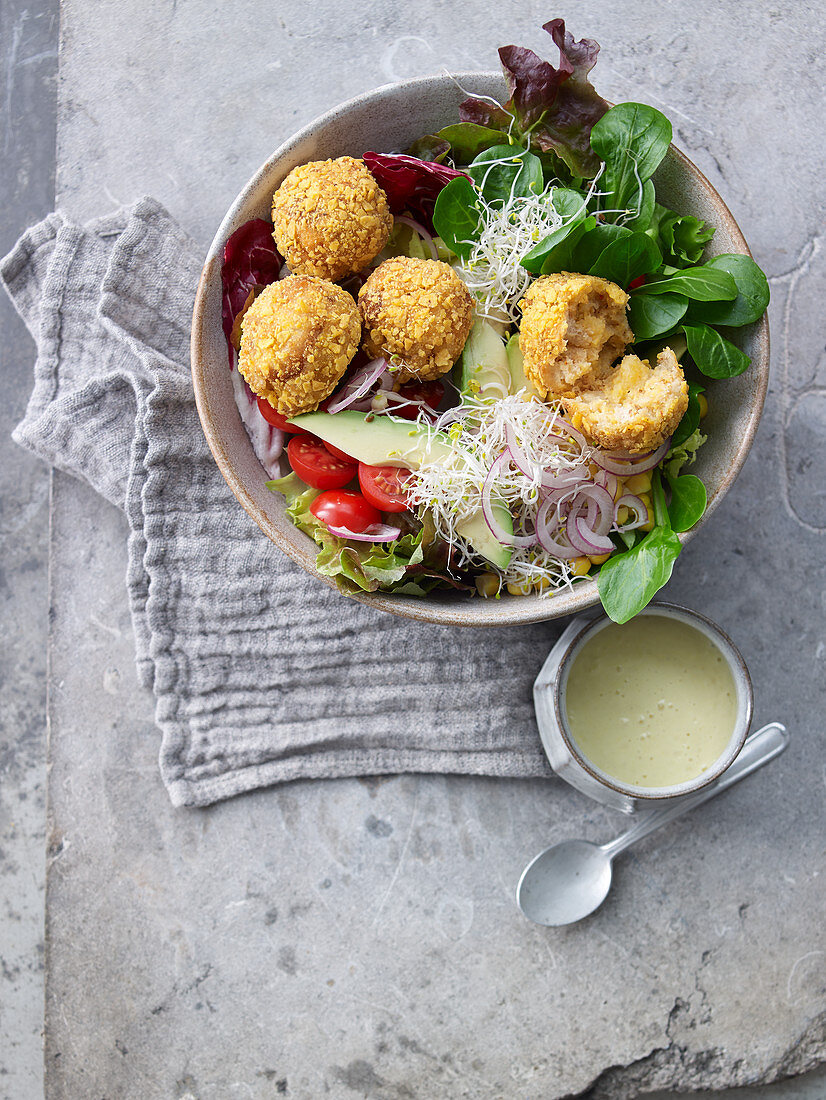 Dumpling bowl with salad