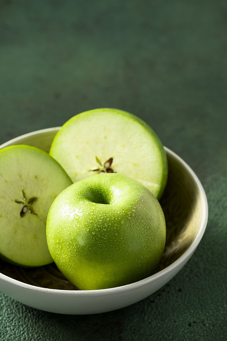 Granny Smith apples in the bowl