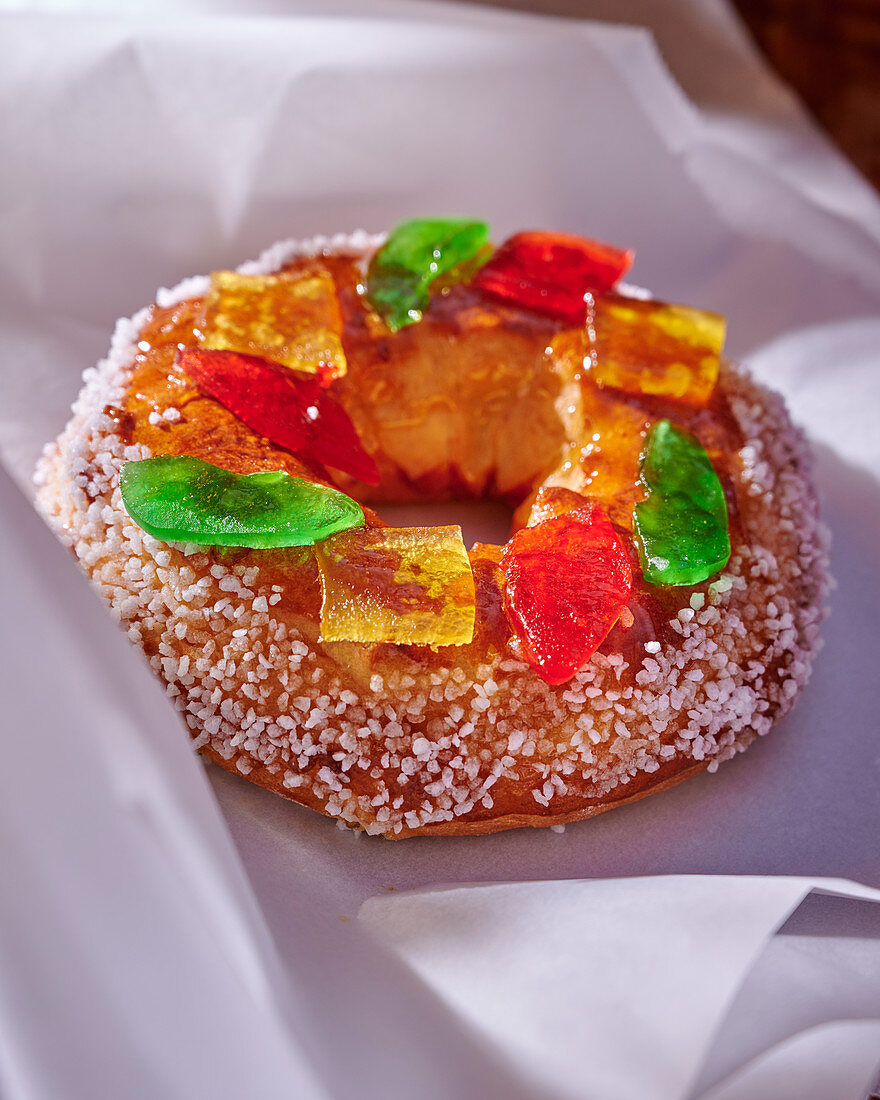 Couronne Bordelaise with candied fruits