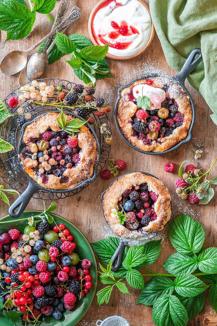 Berry skillet pies