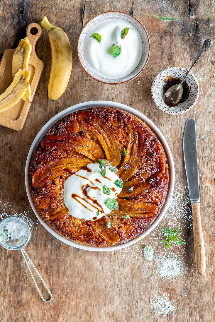 Banana upsidedown cake