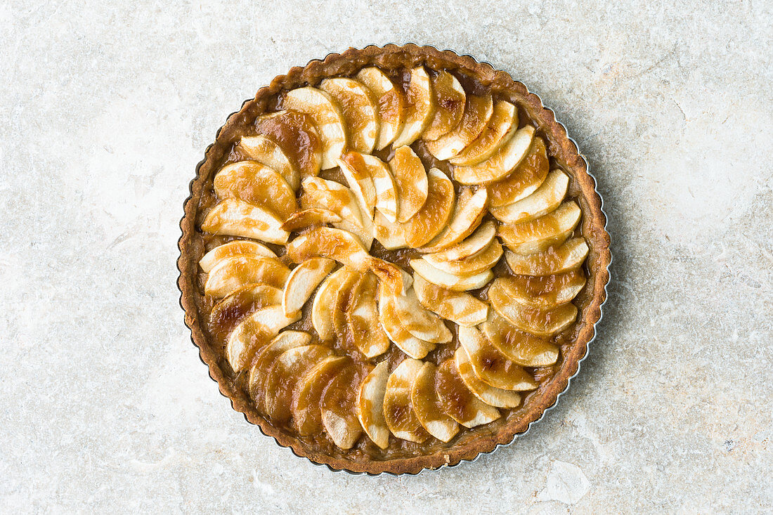 Autumnal apple tart (gluten-free)