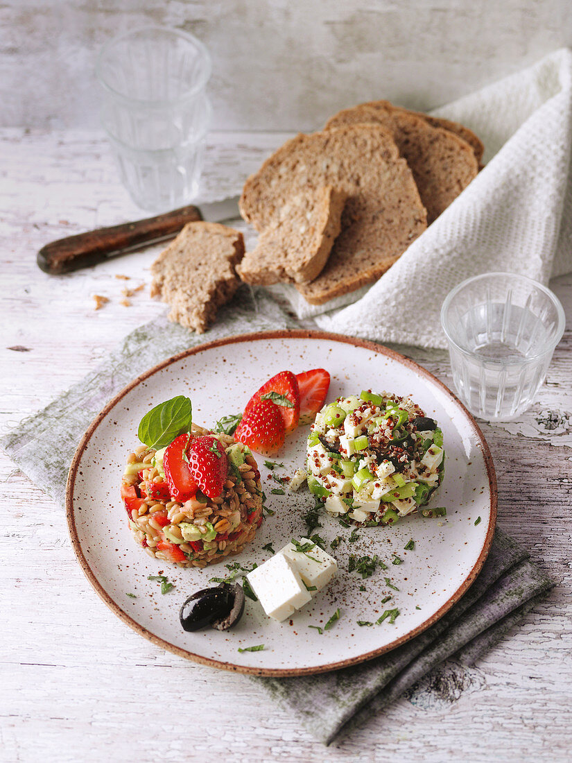 Körnige Salatvariation mit Quinoa und Grünkern