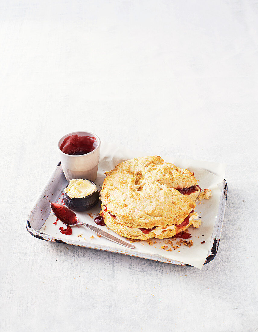 Giant scone cake with jam and cream