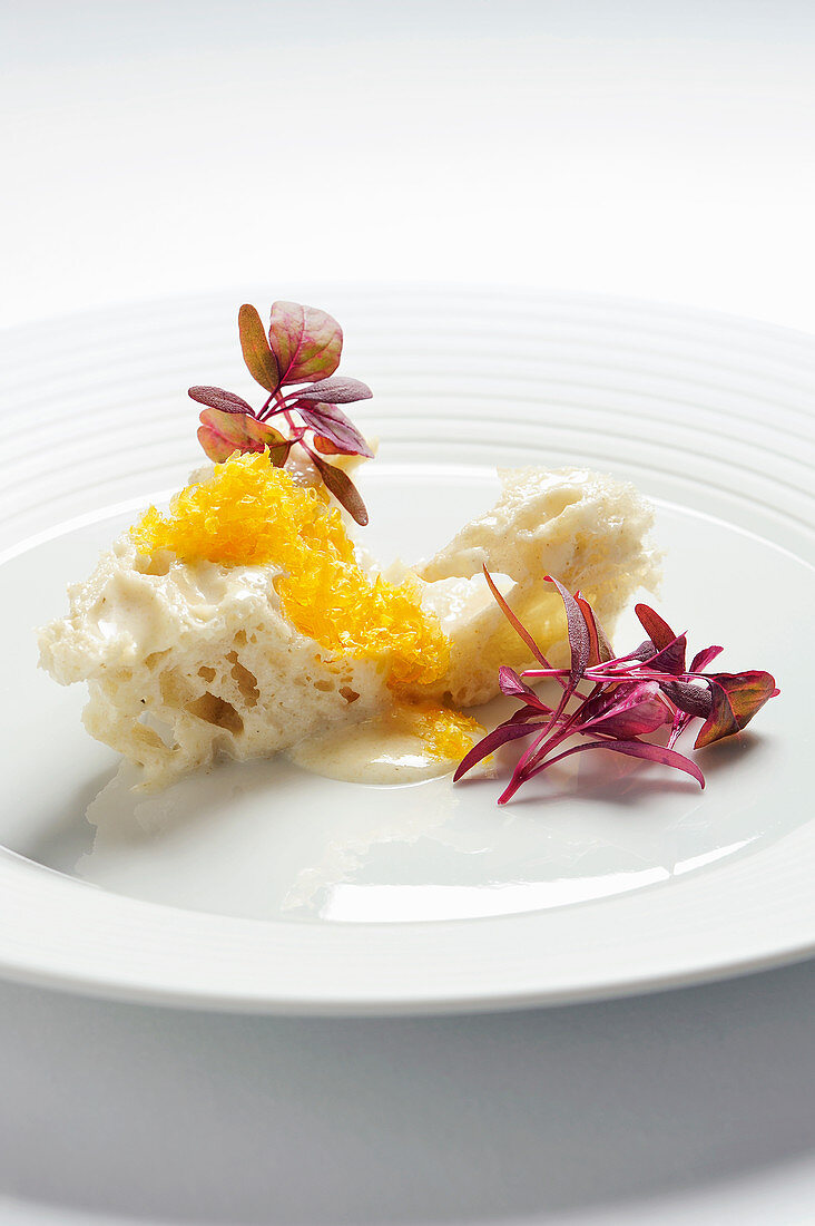 Variations of amaranth with steamed bread and pickled egg yolk