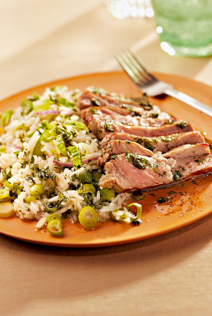 Rump steak and mint salad with rice