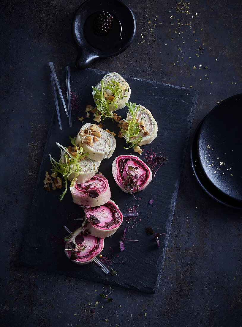 Red beet and walnut tortillas