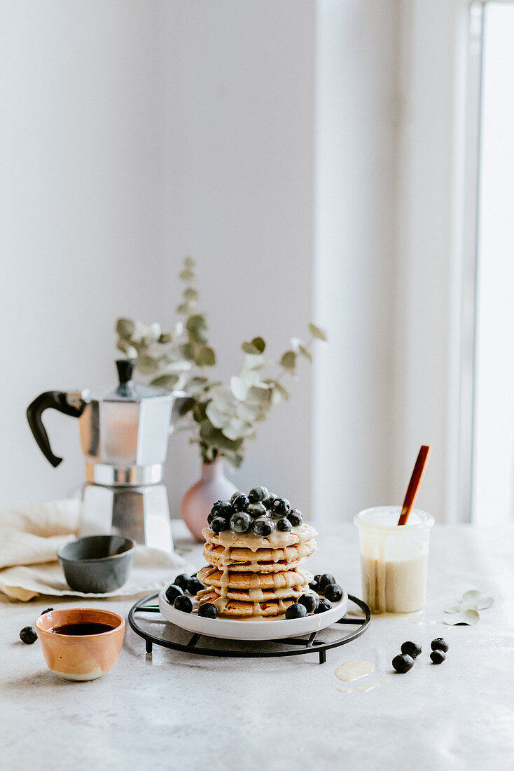 Mini-Pancakes mit Blaubeeren