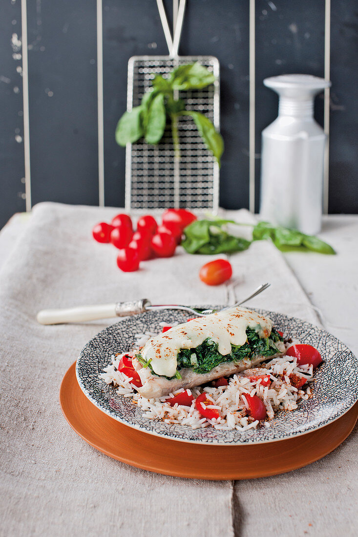 Pollack fillet with a spinach and mozzarella topping