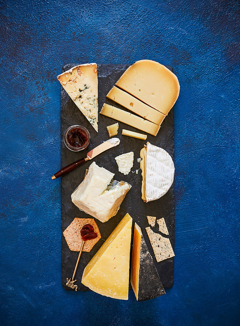 Cheeseboard - Stichelton, Sinodun hill, Barwheys, Shepherd's Store, Winslade, Cornish kern