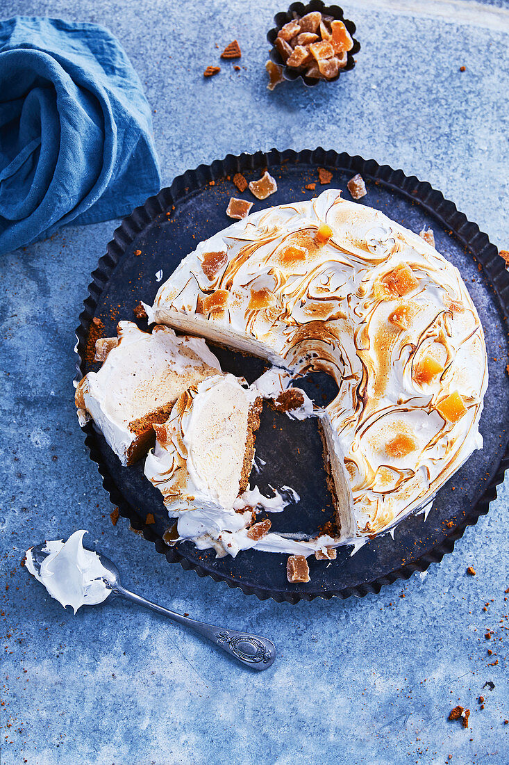 Eggnog-spiced gingerbread bombe alaska wreath