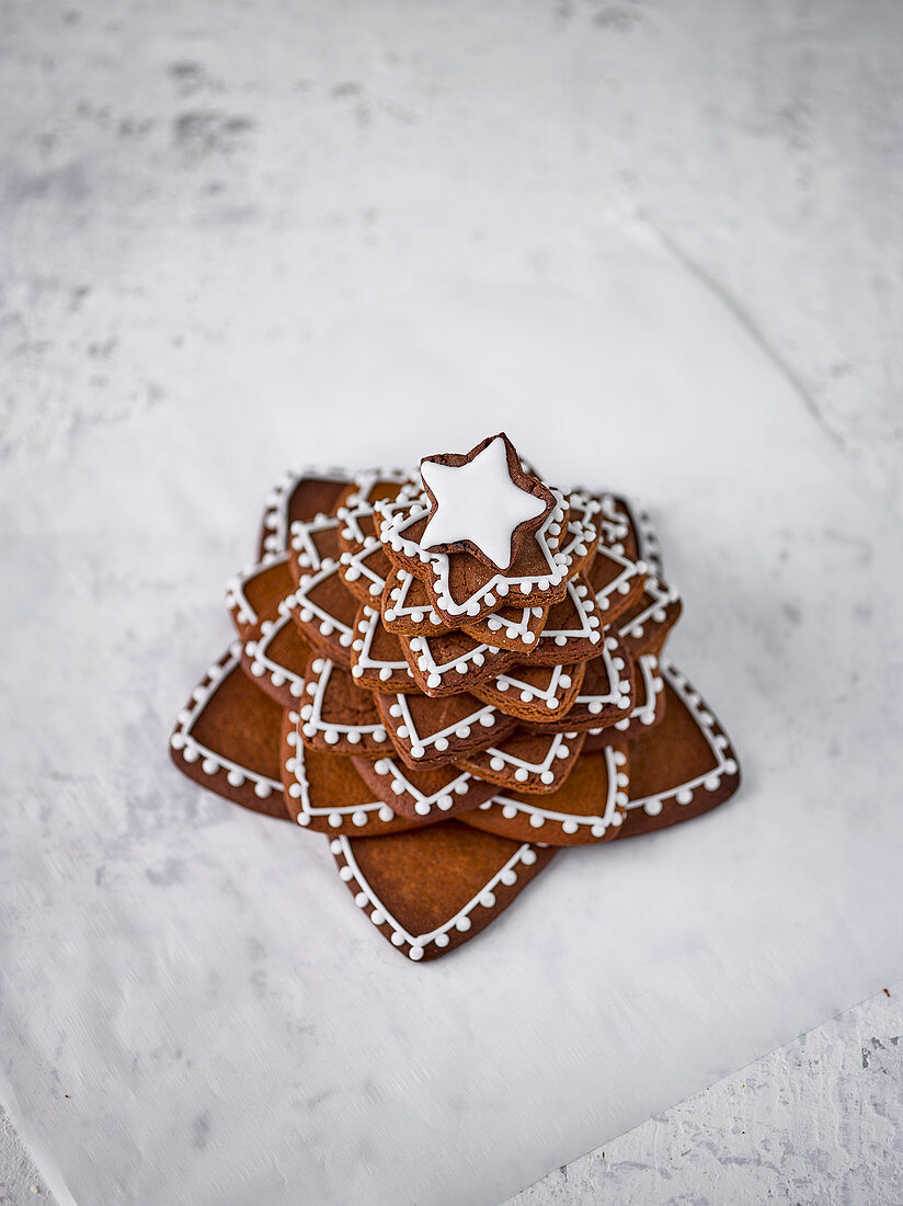 Gingerbread star tree