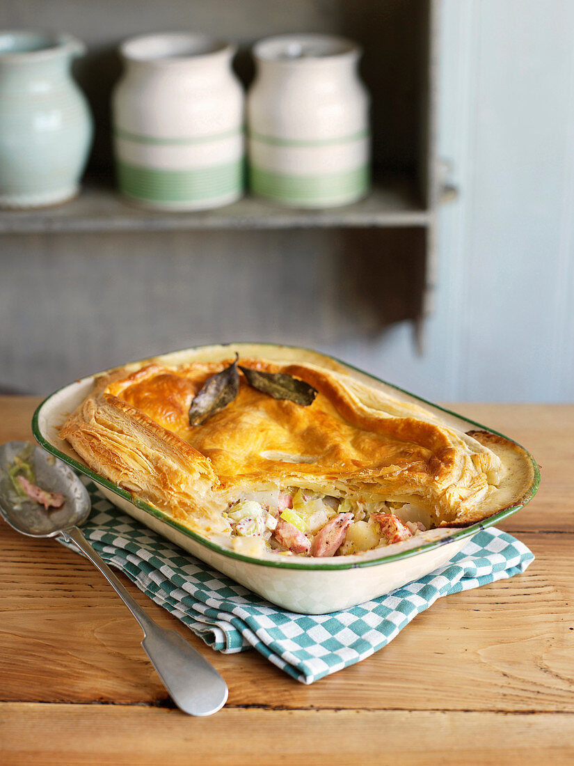 Ham leek and potato pie