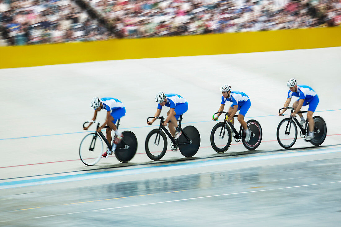 Track cycling team