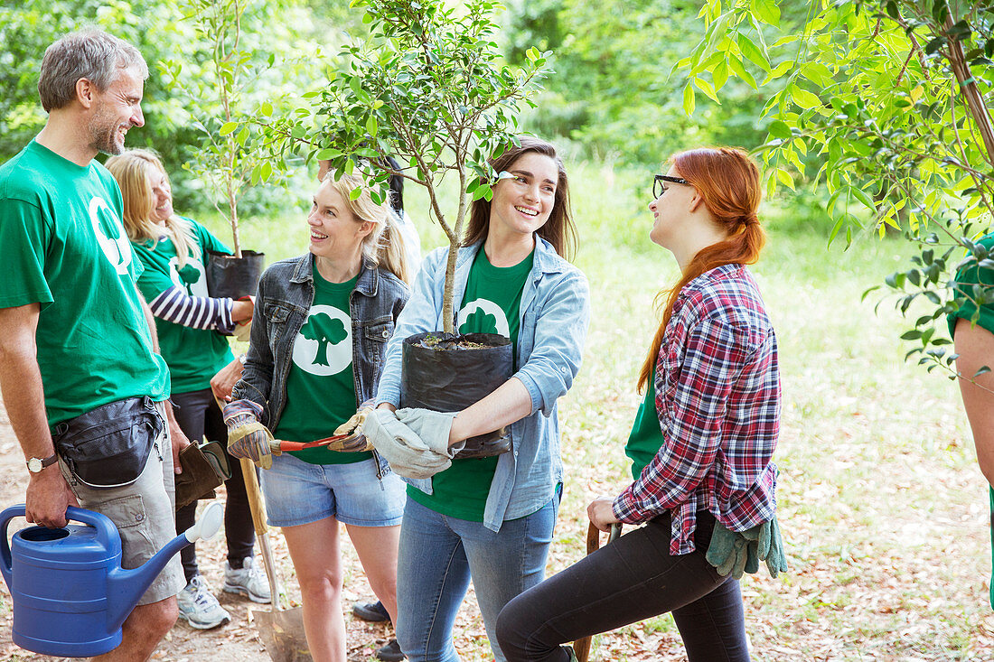 Environmentalist volunteers plantings