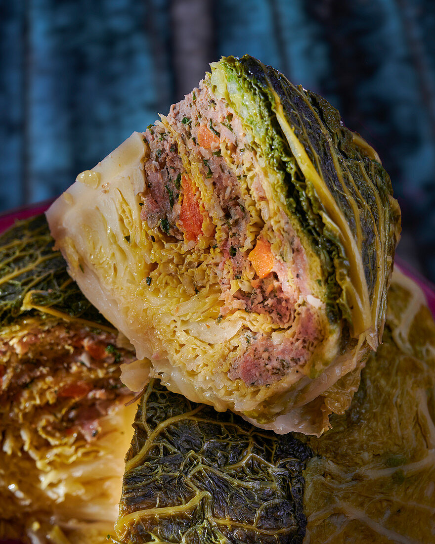 Stuffed savoy cabbage