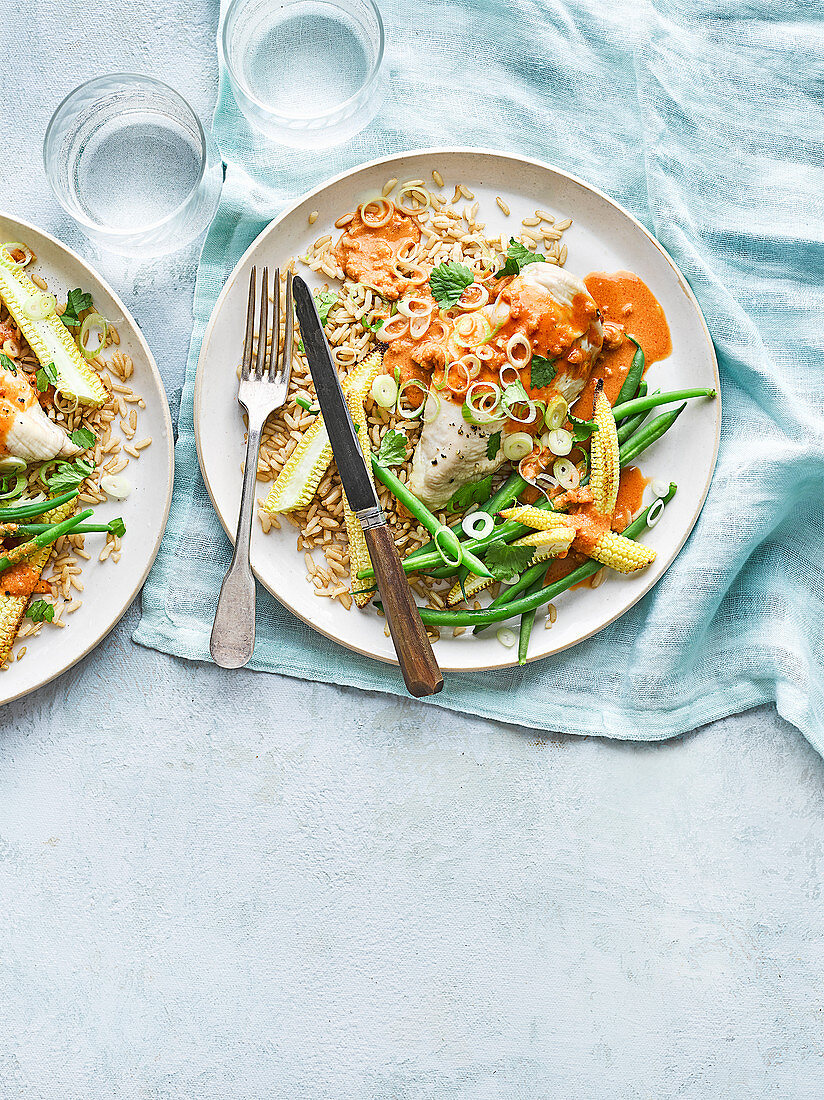 Roast chicken breast with spicy peanut sauce