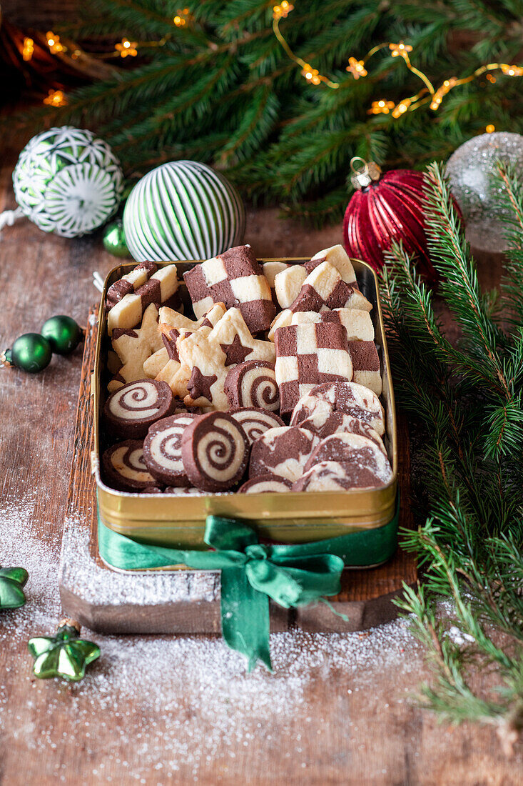 Butter cookies in various shapes