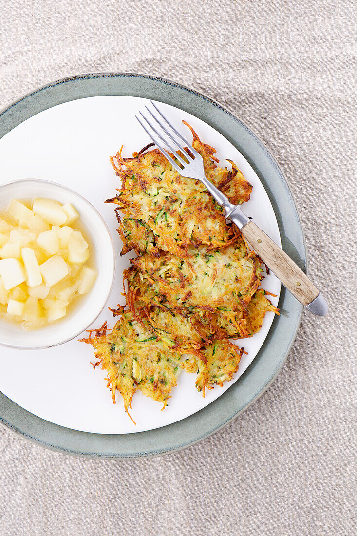 Potato and courgette pancakes with apple compote