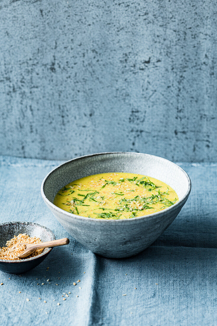 Red lentil soup with coconut