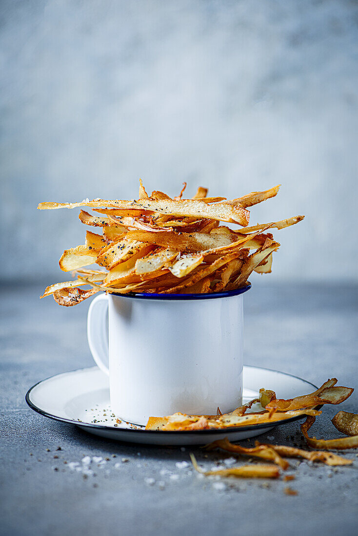 Parsnip crisps with black pepper and sea salt