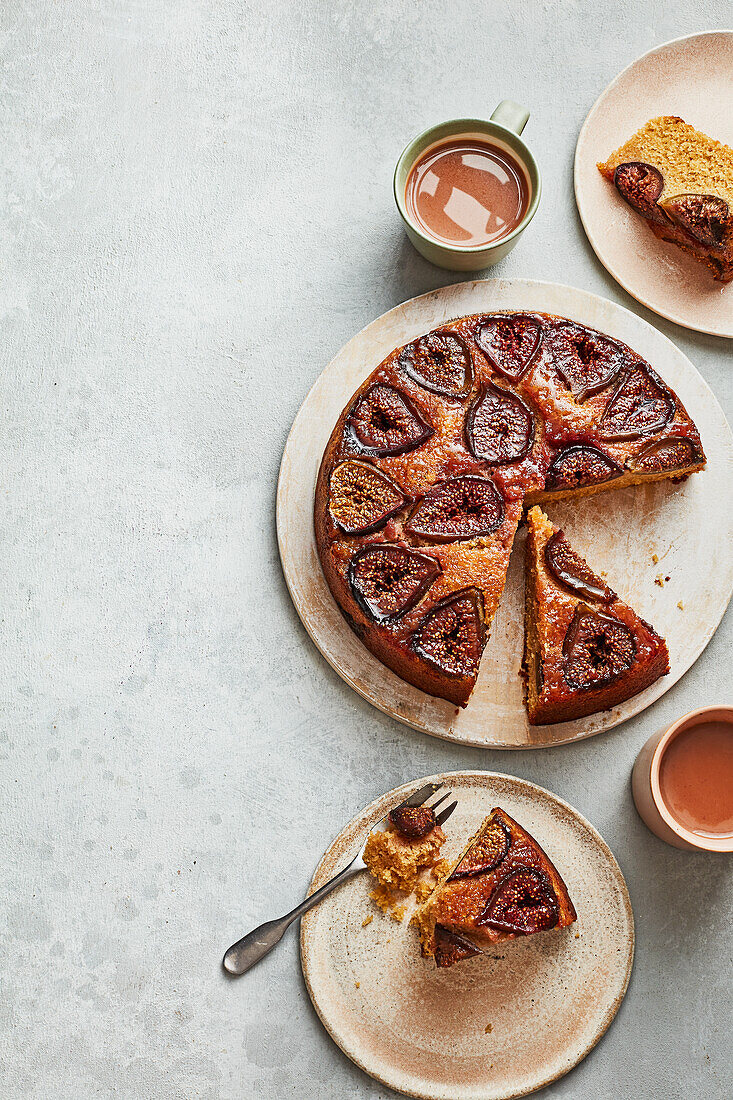 Upside-down fig cake