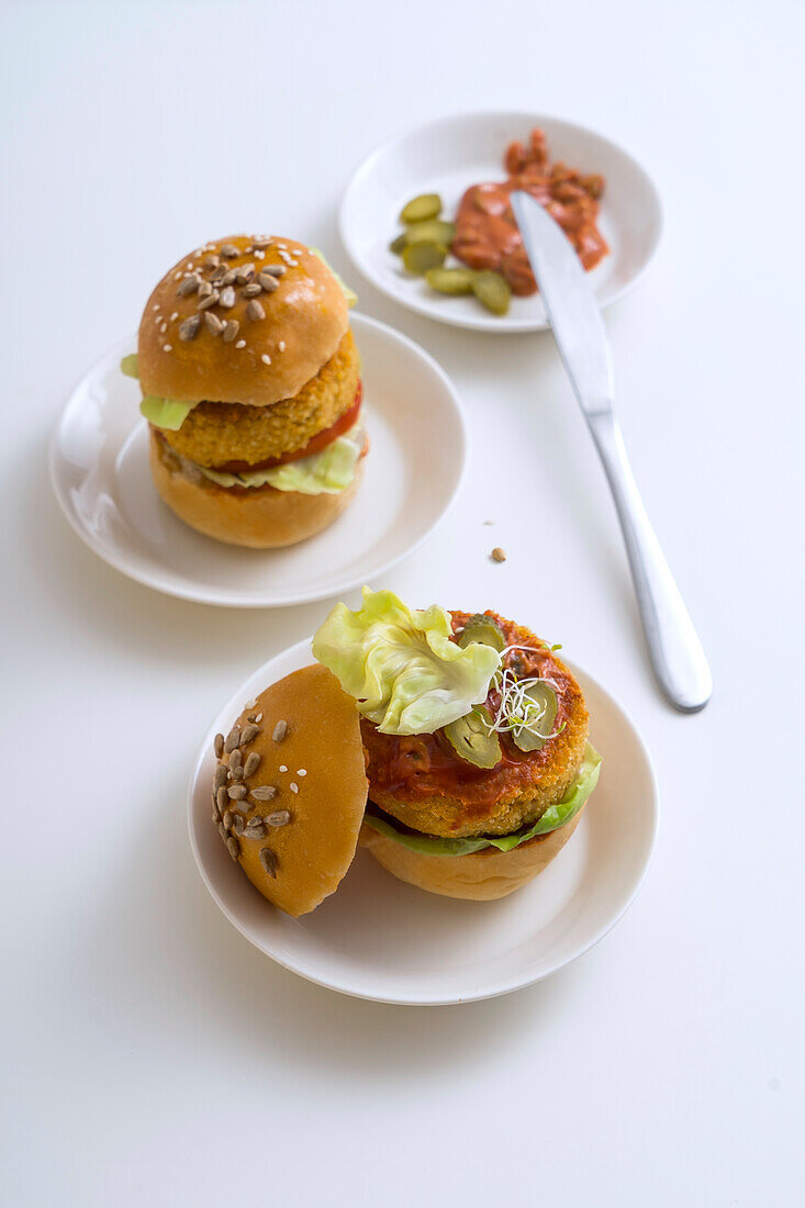 Small millet burgers