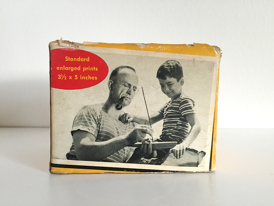 Packaging for vintage camera