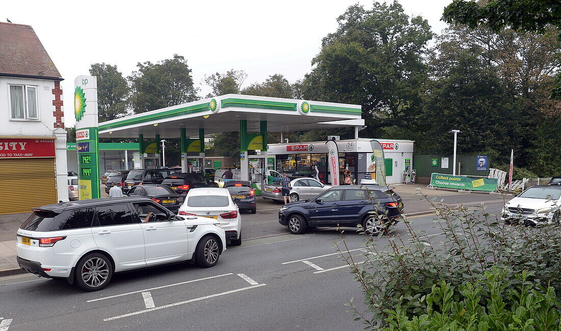 Motorists queuing during fuel crisis, UK, 2021