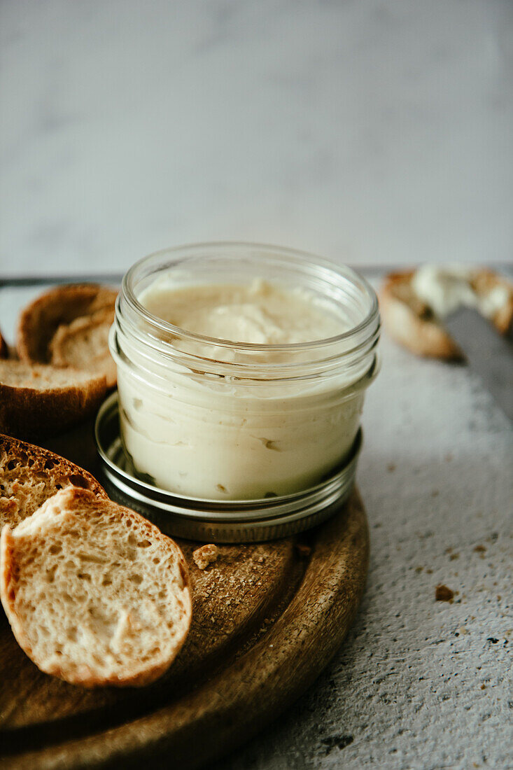 Aioli and toasted bread