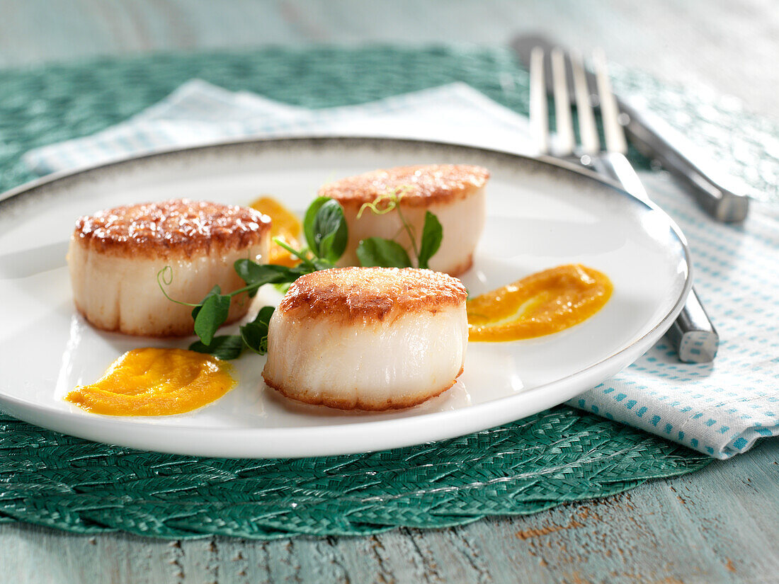 Grilled scallops