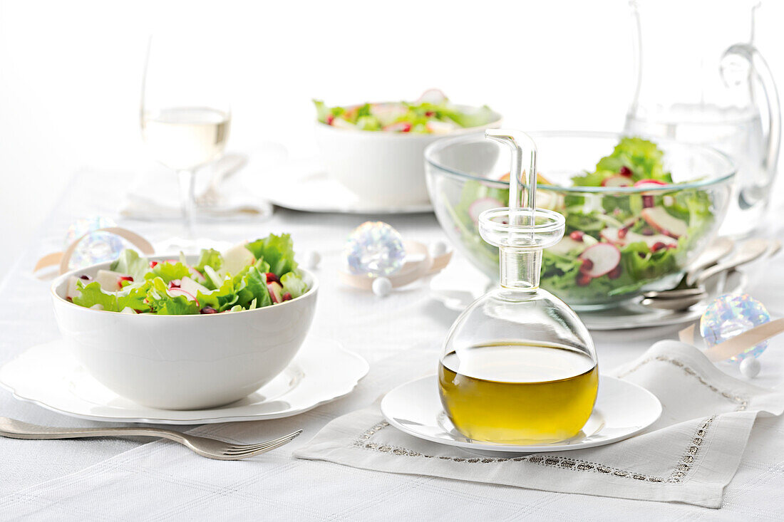 Gemischter Salat mit nativem Olivenöl