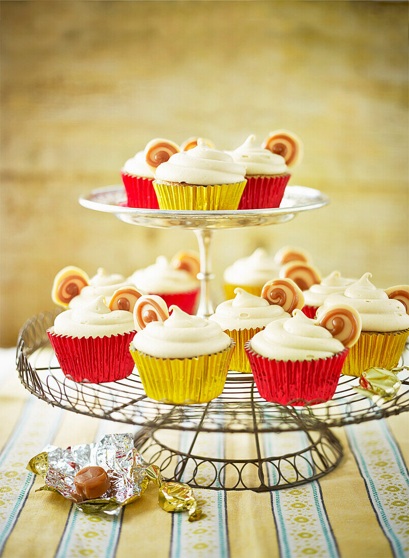 Caramel button cupcakes