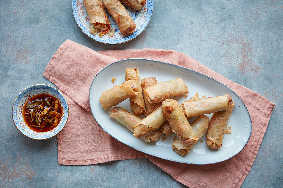 Spring rolls with vegetable filling