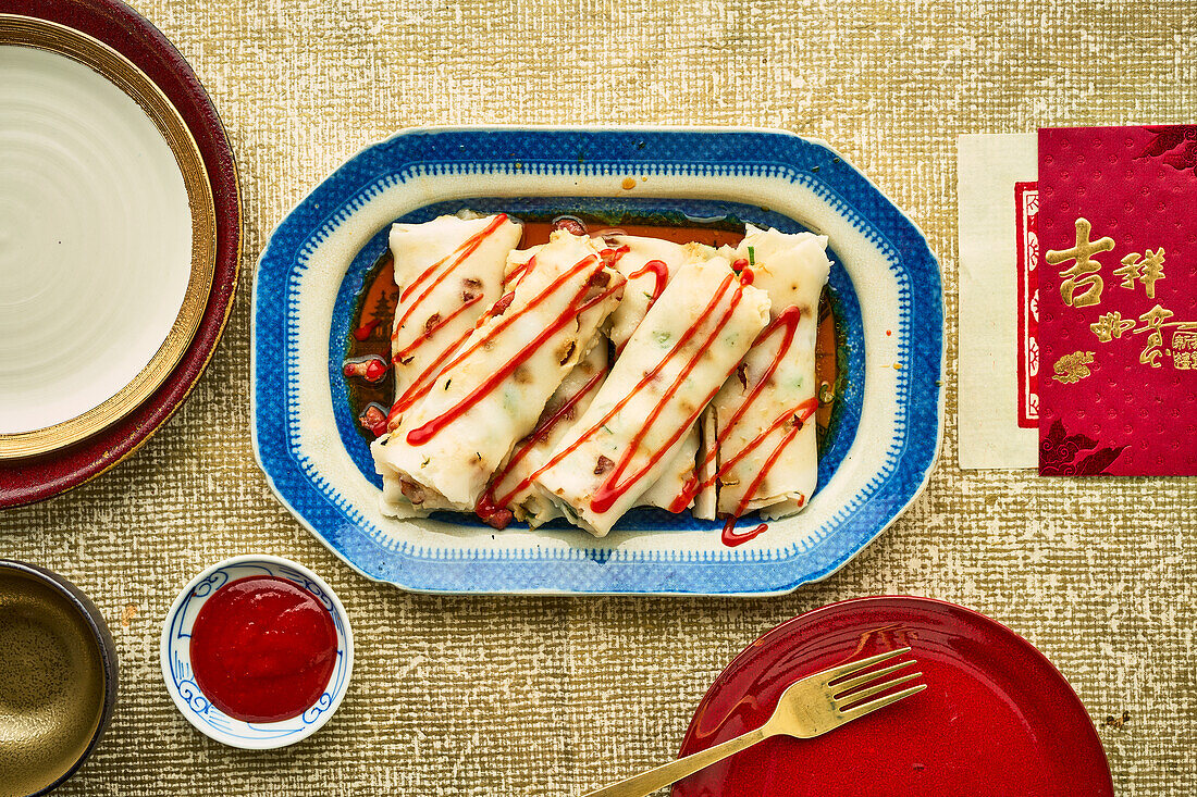 Bacon, dried shrimp and spring onion chee cheong fun rolls