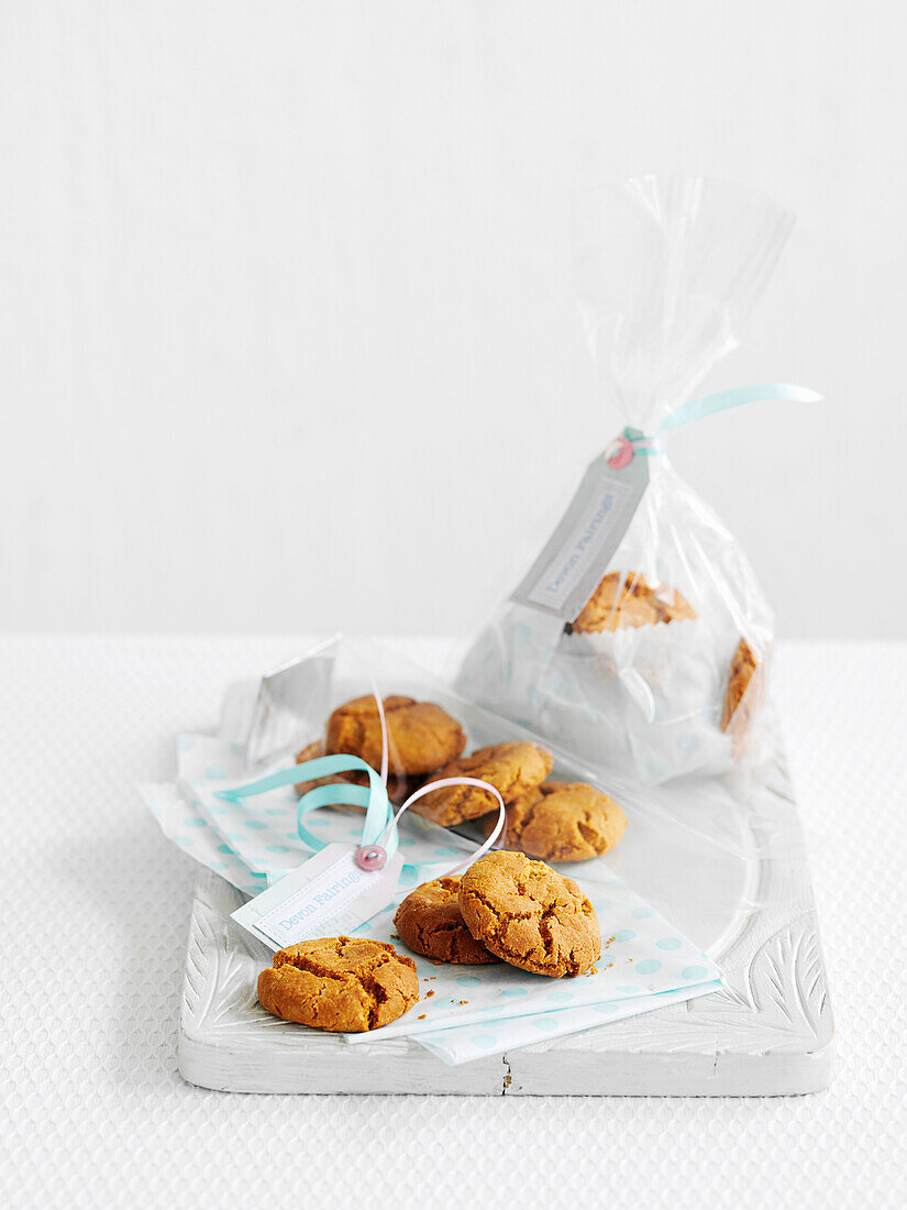 Ginger cookies to give away
