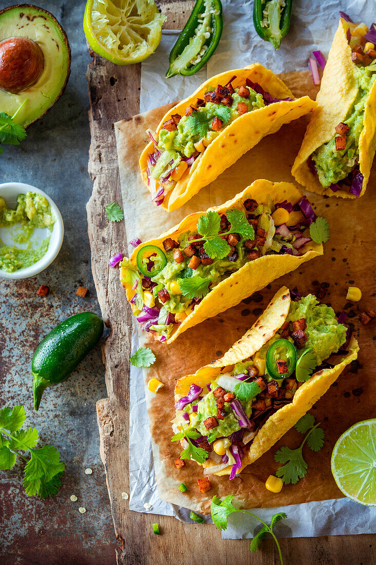 Corn tacos with veggie toppings