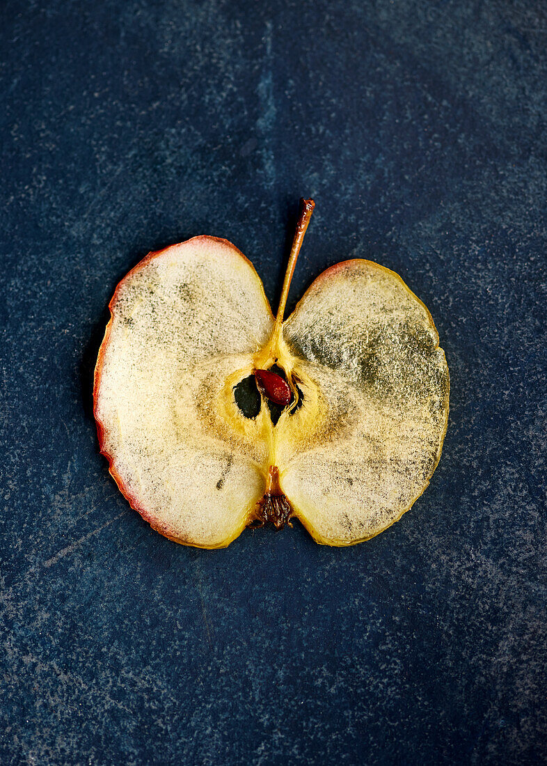 Dehydrated apple chip