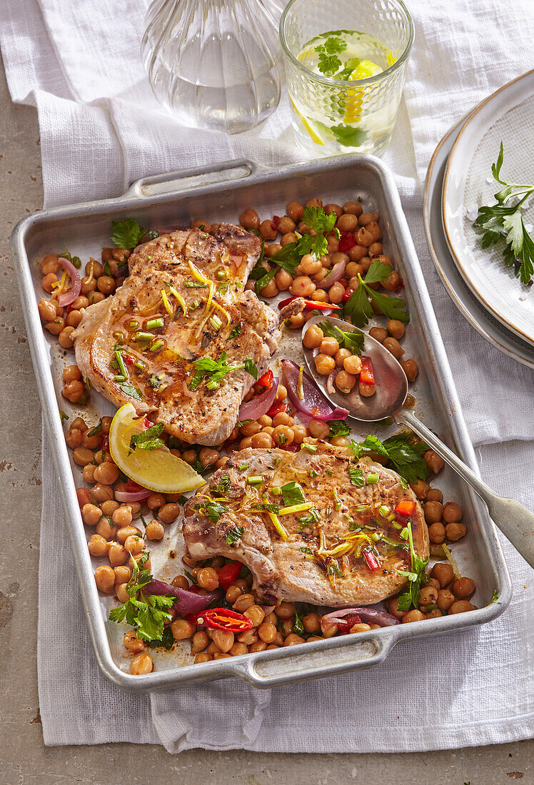Pork chops with sweet and sour chickpeas