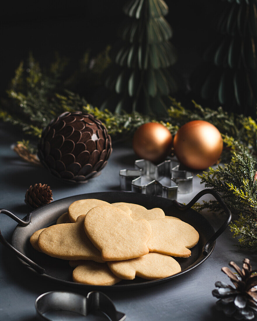 Christmas biscuits in the shape of a mitten