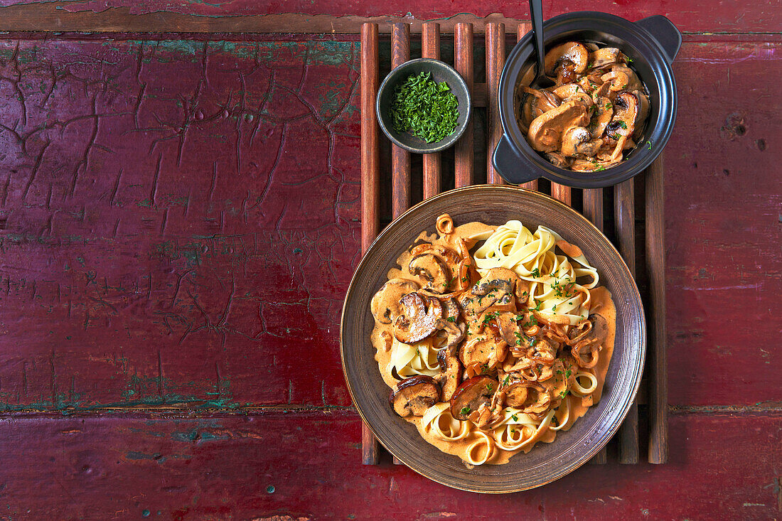 Stroganoff mit Schweinefleisch