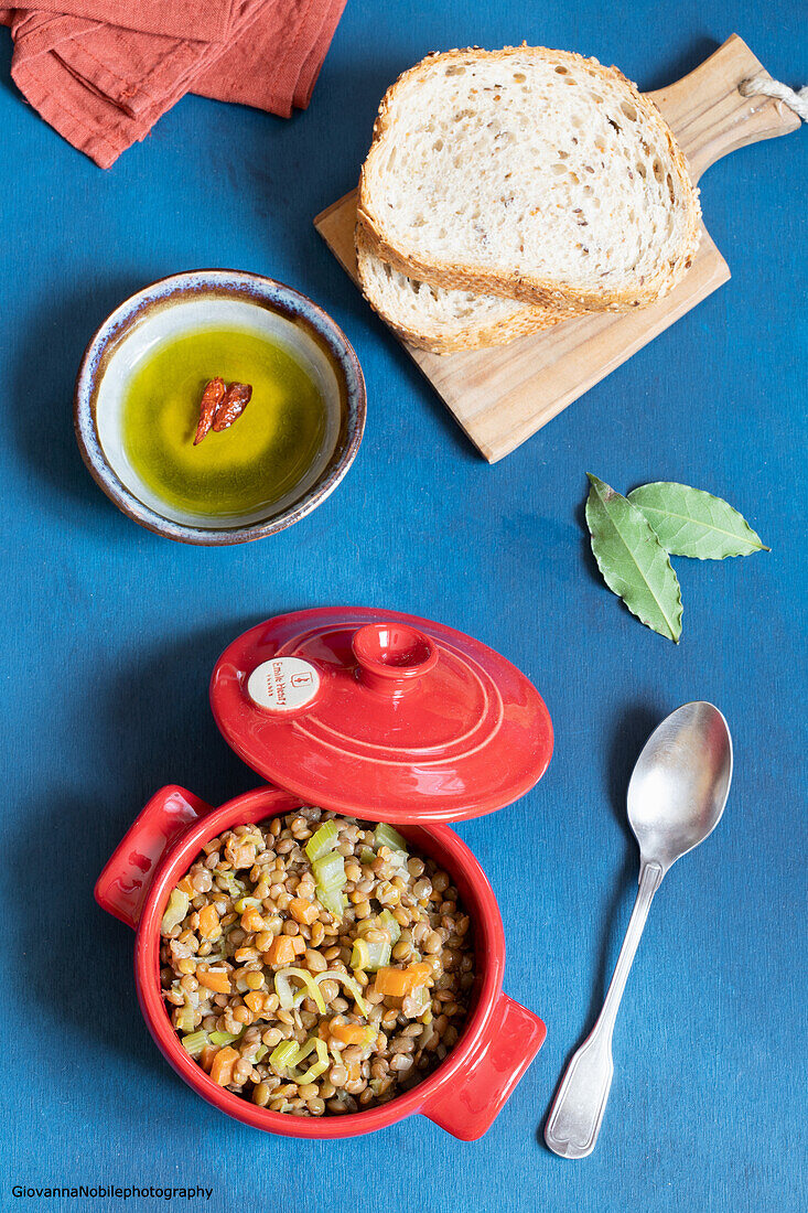 Braised lentils with chilli