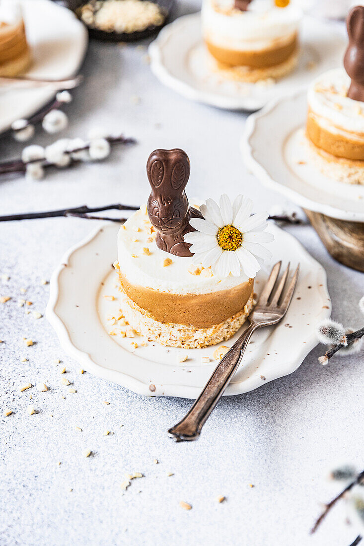 Easter caramel tartlet