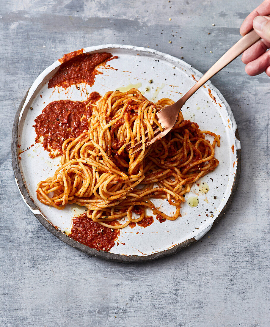 Spaghetti mit Pesto Rosso Soffritto